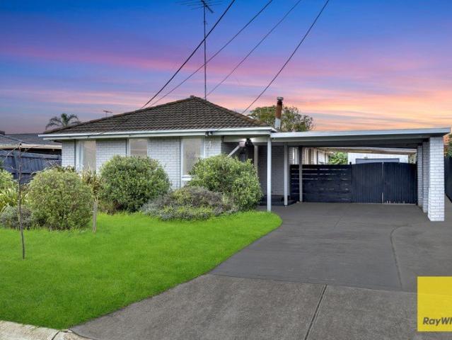 Prime Family Living Near Heathdale College & Werribee Secondary Zoned!
