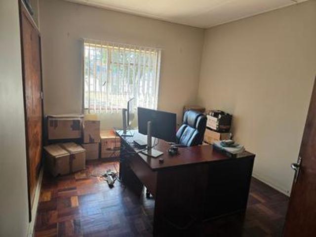 prime furnished office to let – exce.