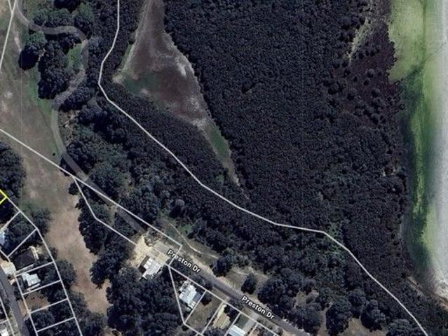 Prime Golf Course Land Rare Opportunity at Preston Beach