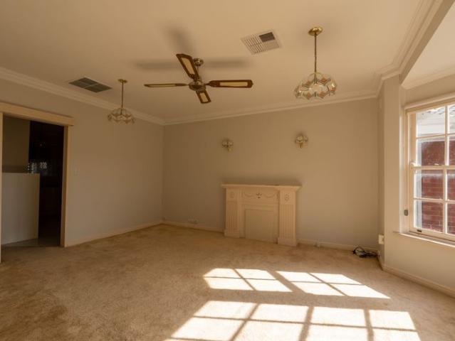 Prime Glenunga Location!