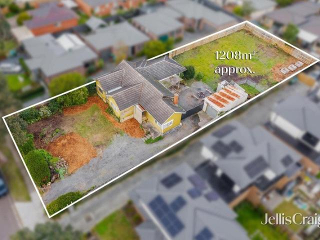 Prime GRZ1 development opportunity in a leafy lifestyle setting