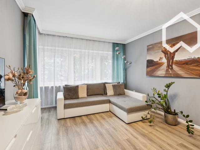 Prime Host Family Apartment