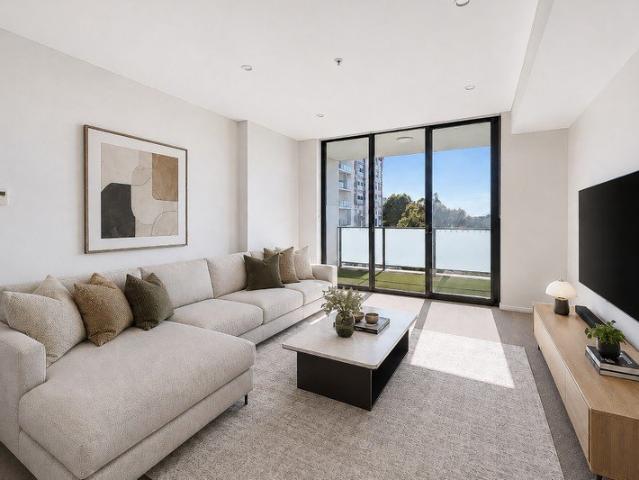 Prime Hurstville Location | North Facing 2 Bedroom Apartment