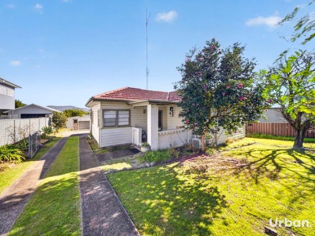 PRIME KING STREET POSITION WITH OUTSTANDING POTENTIAL