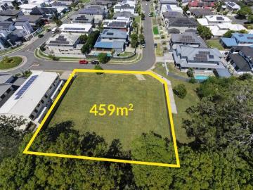 Prime Land Opportunity in Prestigious Underwood Enclave