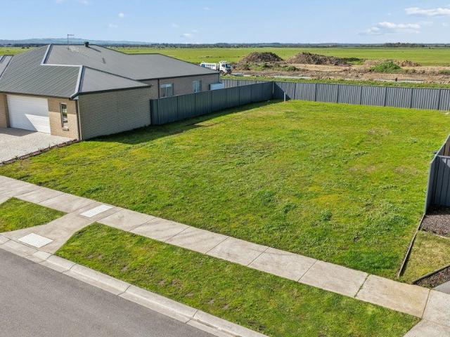 Prime Land, Premier Location!