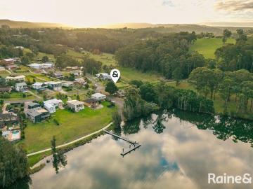 Prime Lakeside Block in Beautiful Conjola Park