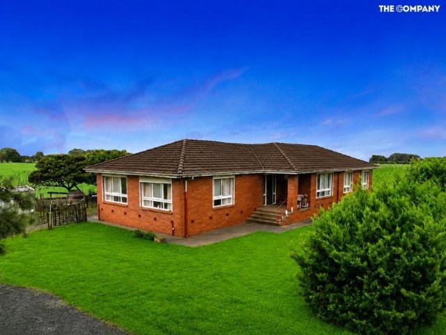 Prime Lifestyle Property with Excellent Freeway Access