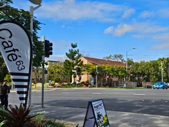 Furnished/Unfurnished in Prime Location