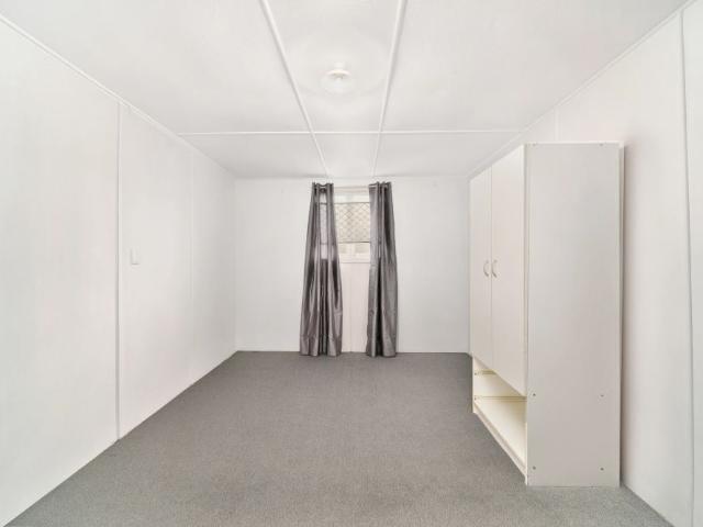 Prime Location 2 Bedroom Unit!