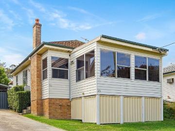 PRIME LOCATION 3 BEDROOM HOME!