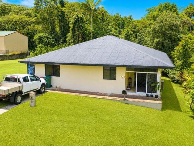 Prime location! Three Bedroom Home Close to Tully CBD