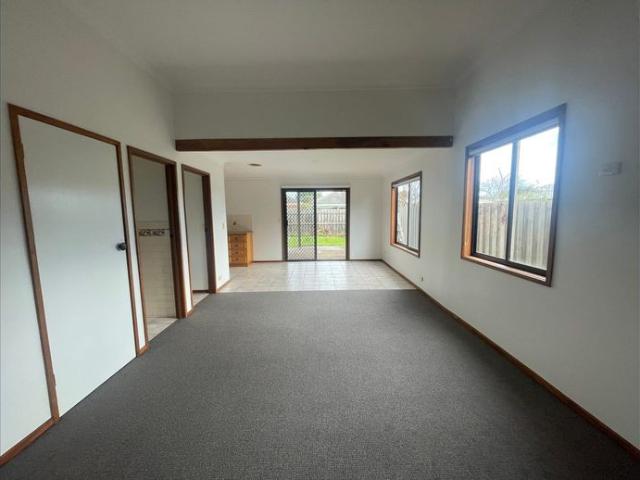 Prime Location To South Geelong Station & Kardina Park