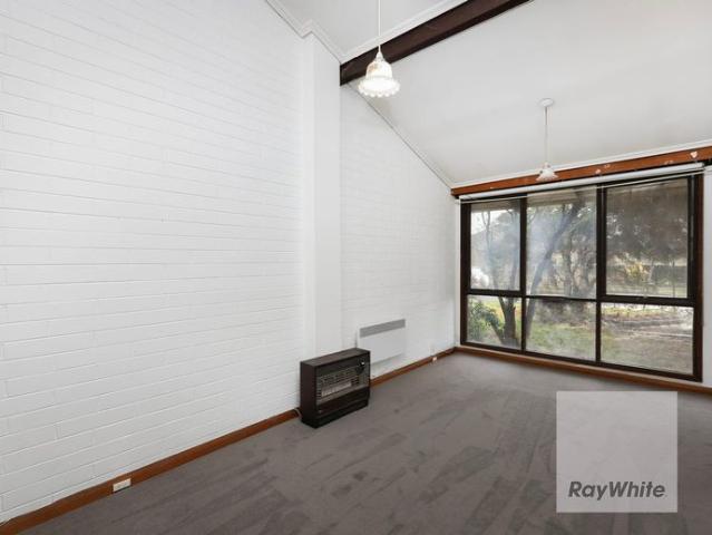 Prime Location! Unit 1 & 4 Available!