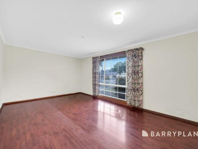 Prime Location – Walk to Seabrook Primary School!