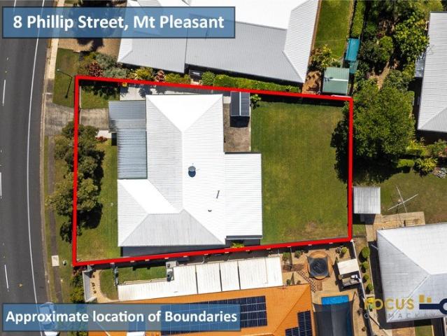 PRIME LOCATION WELL APPOINTED FAMILY HOME
