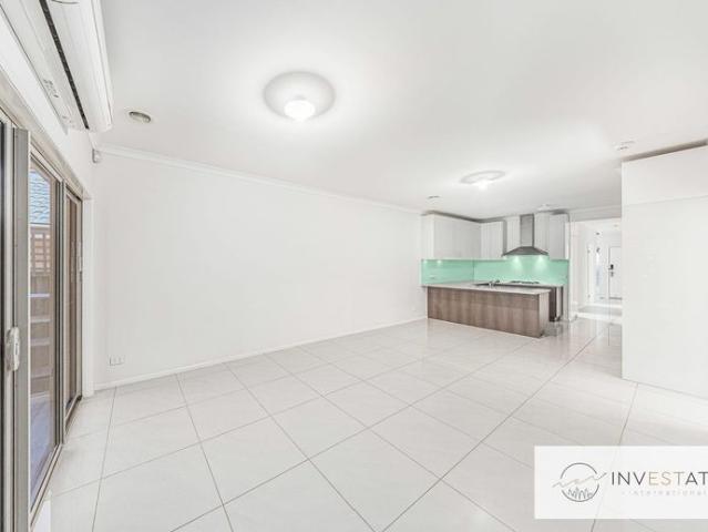 Prime Location with Resort Style Living in Sanctuary Lakes Estate