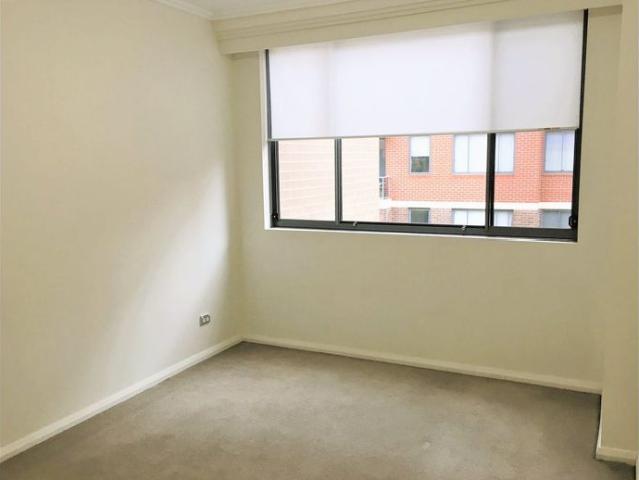 Prime Location and Comfortable Lifestyle in a Secure Complex