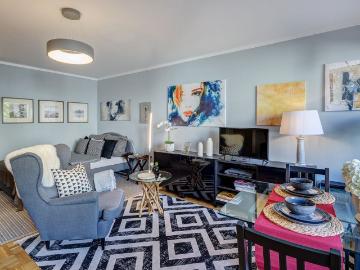 Prime location at Herzogpark high quality furnished