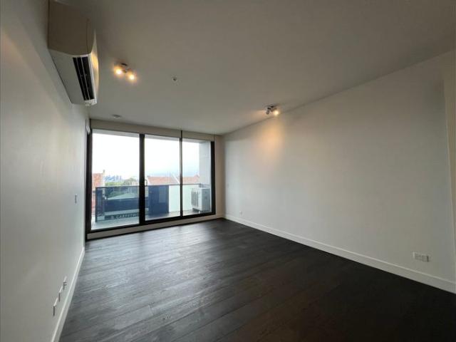Prime Location in the Heart of Camberwell Junction