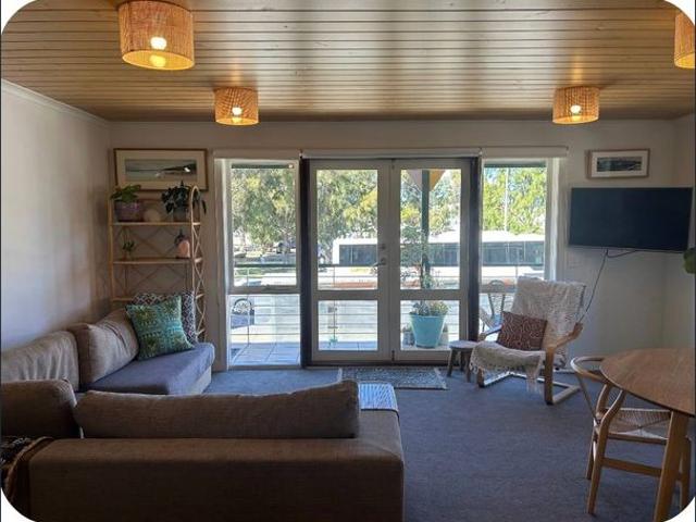 Prime Location in the Heart of Lorne