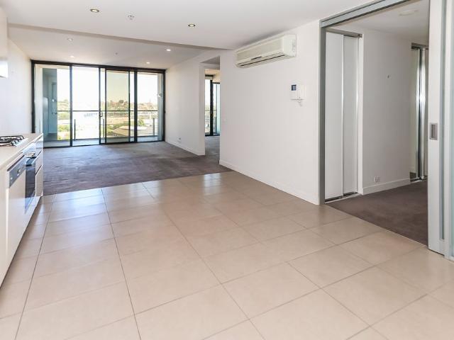 Prime Location in the Tooronga Precinct!