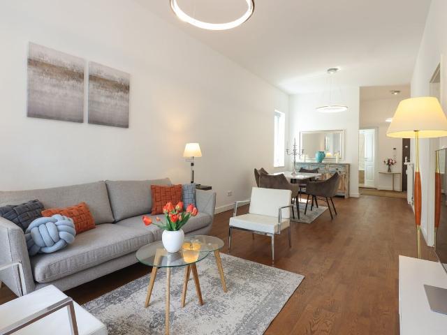 Prime location in the upscale villa district: direct access to Lake Diana and excellent connections to the city center thanks to the proximity to the Grunewald S Bahn, Berlin Amsterdam Apartments for Rent
