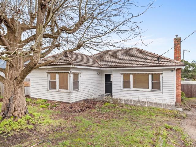 PRIME LOCATION IN CROYDON