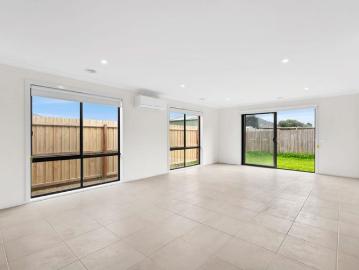 Leopold, Greater Geelong, Victoria - Parking