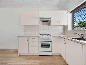 Prime Location Living – Comfort & Convenience!