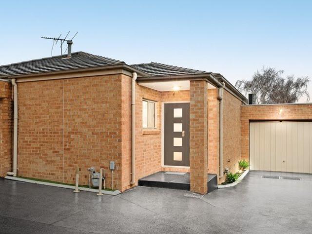 Prime Location. Modern Single Level Home No Body Corporate