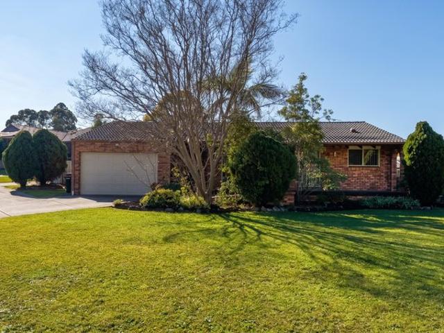 PRIME LOCATION ON A CORNER BLOCK WITH A SWIMMING POOL!