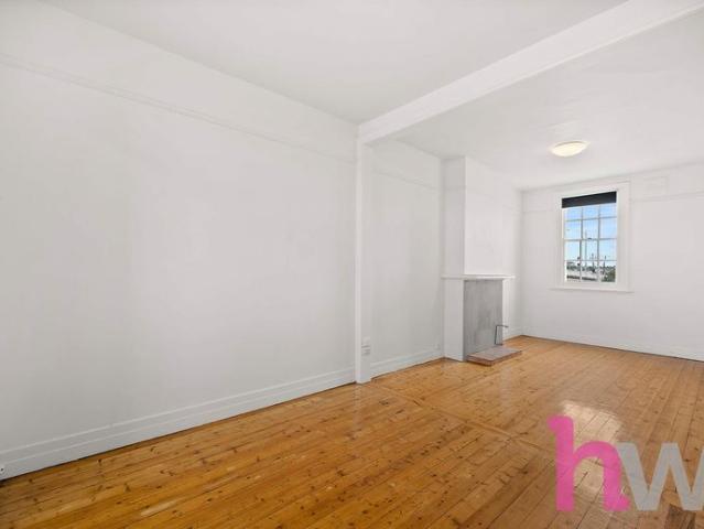 Prime Location One Bedroom Unit Near Geelong CBD