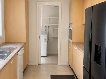Prime Location Spacious 3 Bedroom Family Home