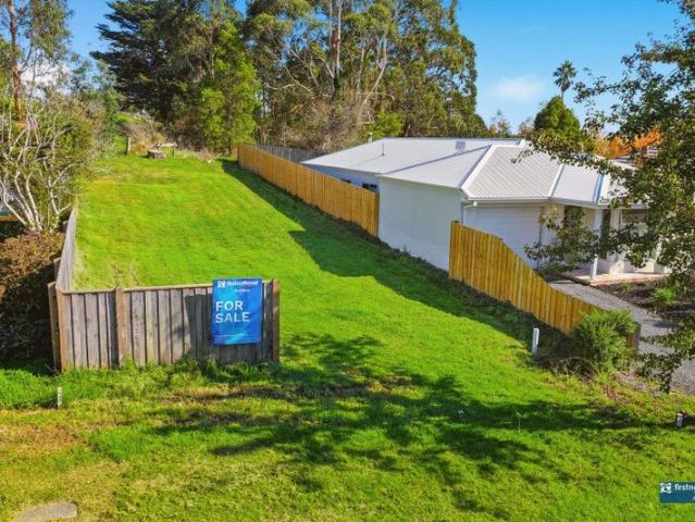 Prime Loch Village Land