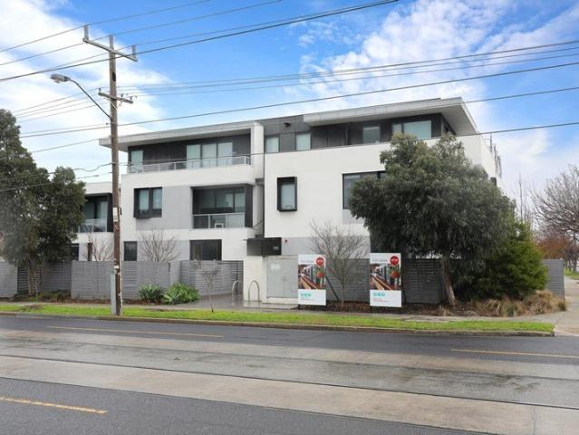 Prime Maribyrnong Living | Walk to Shops, Cafs & Transport