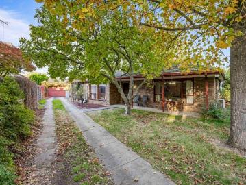 Prime Newington Living with Park Views