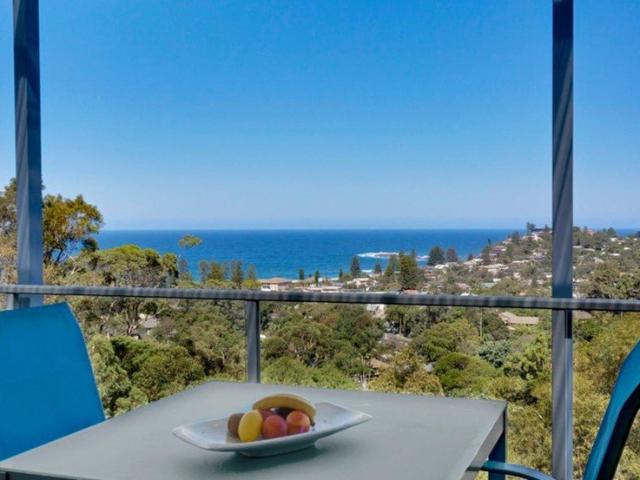 Prime Newport Upper Residence with Serene Water Views