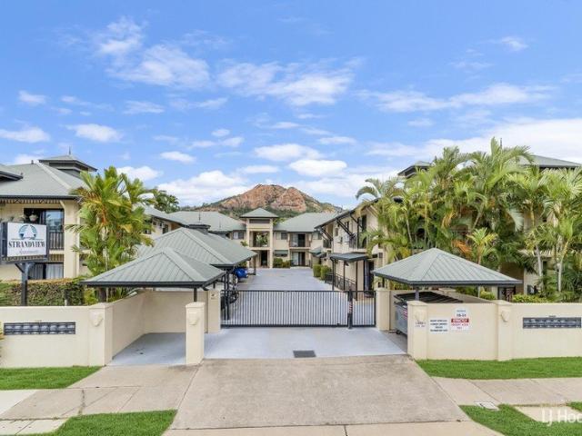 PRIME NORTH WARD UNIT IN EXCELLENT LOCATION