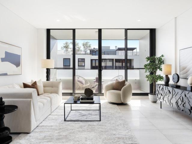 Prime North West Facing | Extra Wide Living | Two Storage Cages