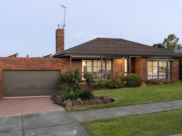 PRIME NORTH SIDE | BONUS STUDIO | 800m2 Block approx