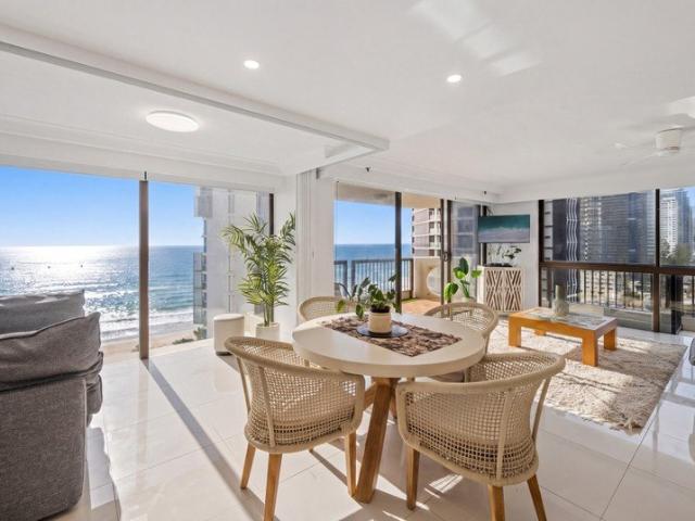Prime Ocean Aspect Featuring Spectacular Location And Views