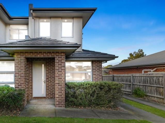 Prime Oakleigh East Location · An Ideal Home of Comfort and Ease