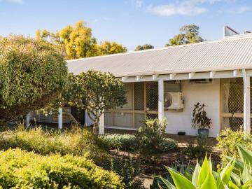 Prime Office Opportunity in the Heart of Armadale