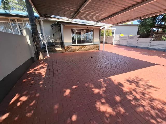 Prime Office Space In Sinoville