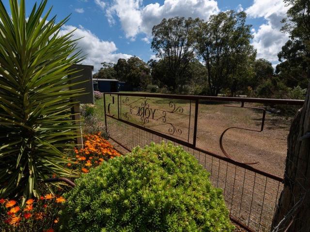 PRIME OPPORTUNITY TO INVEST IN A VIBRANT COMMUNITY