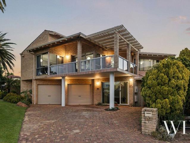 Prime Opportunity: Privacy, Position & Panoramic Outlooks