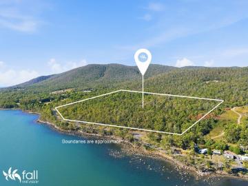 Land for sale in Eaglehawk Neck