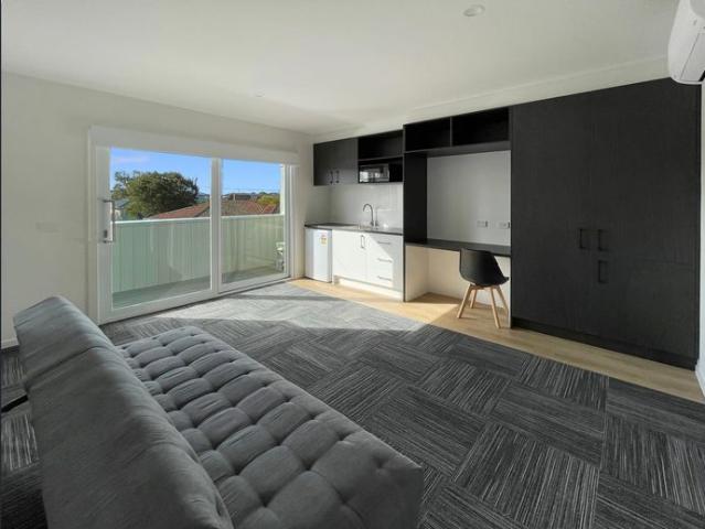 Prime Position, Total Comfort — Designed for Study, Work & Everyday Living