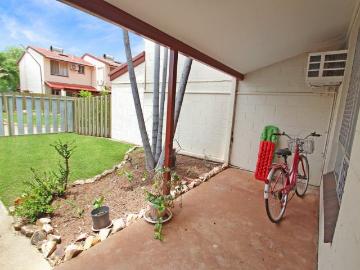 Townhouse for sale in Katherine, Northern Territory - Garden